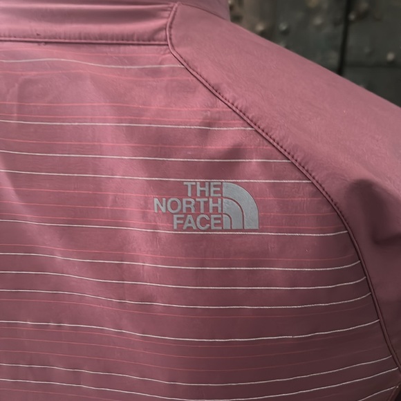 The north face flash dry wind, wall jacket - Picture 6 of 17